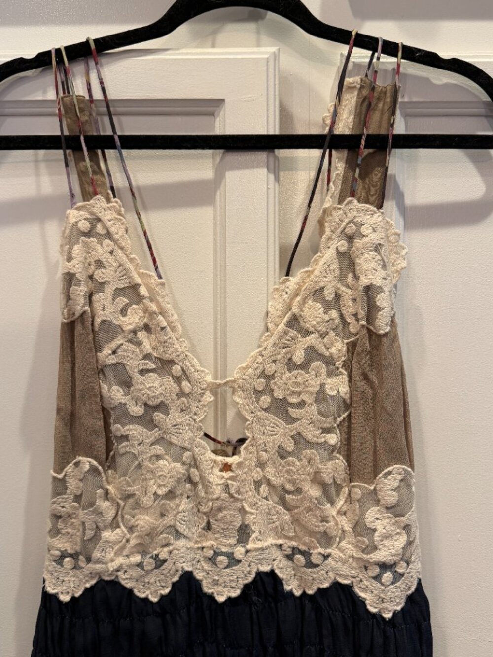 Free People Sun Kisses Romper Lace Embroidered Size 6 - Picture 3 of 7